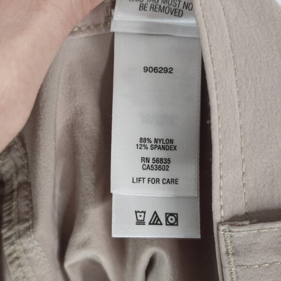 Cabelas Shorts Mens 42 Cargo Camping Nylon Hiking Performance Insect Defense - Picture 15 of 16